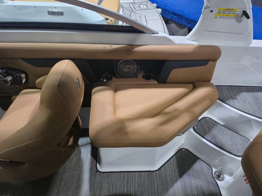 Four Winns Hd3 4.5l/b3 Dts 2026 alt