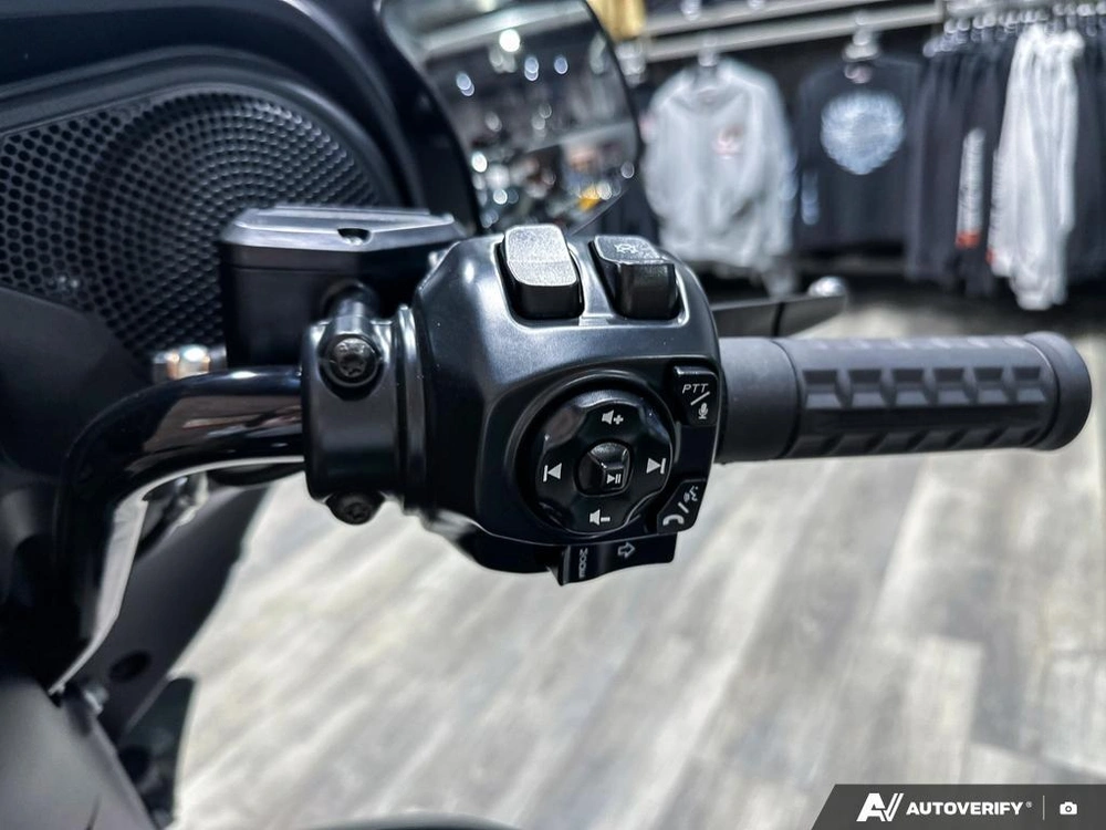 2026 Harley-davidson Street Glide alt