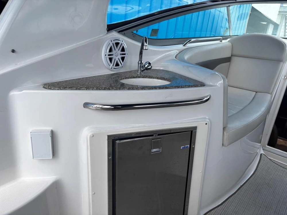 2010 Chaparral 290 Signature alt