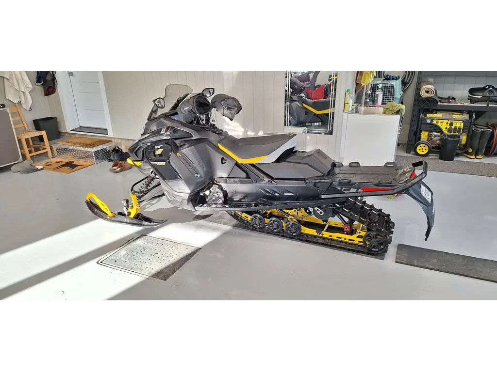 Ski-Doo enduro 900 ace  2024