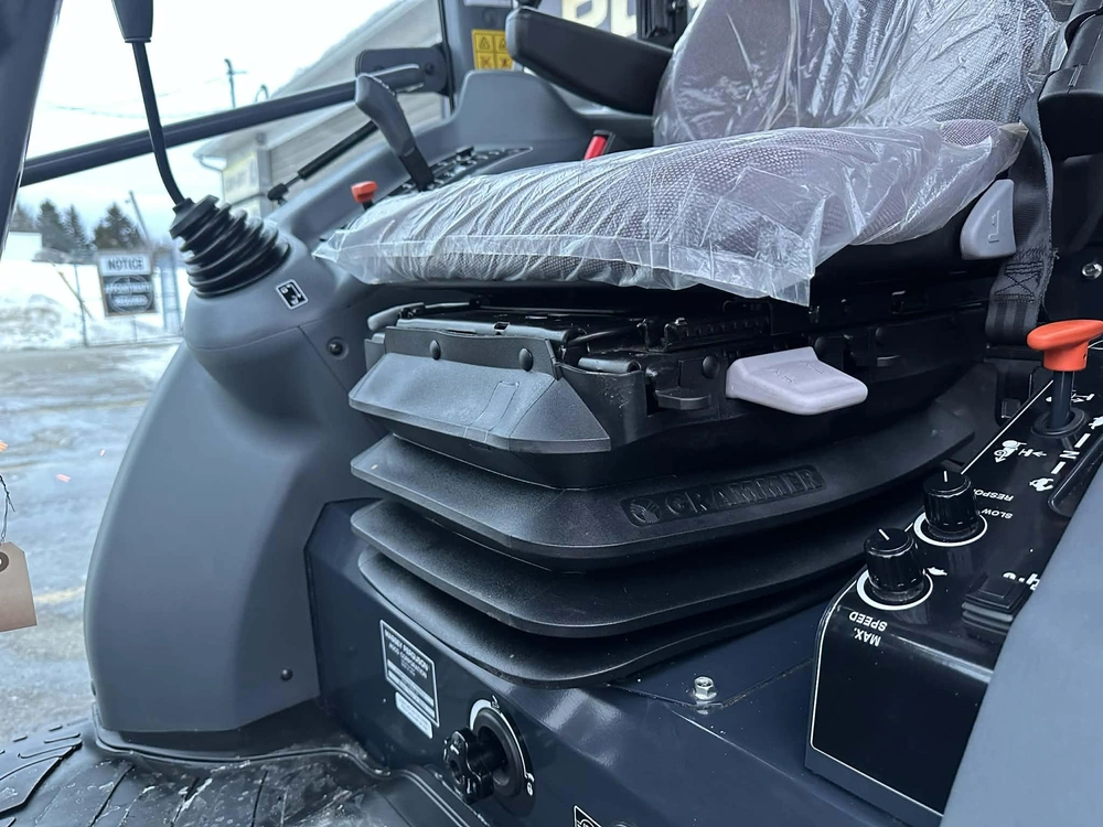 2022 Massey Ferguson 1840 alt