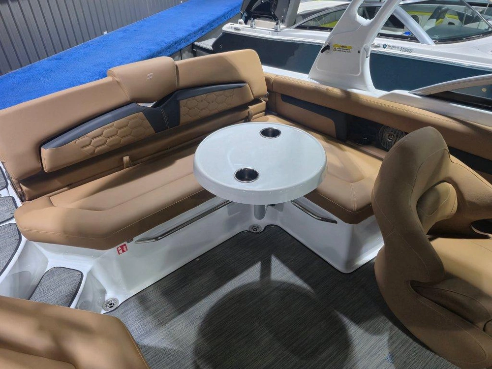 Four Winns Hd3 4.5l/b3 Dts 2026 alt