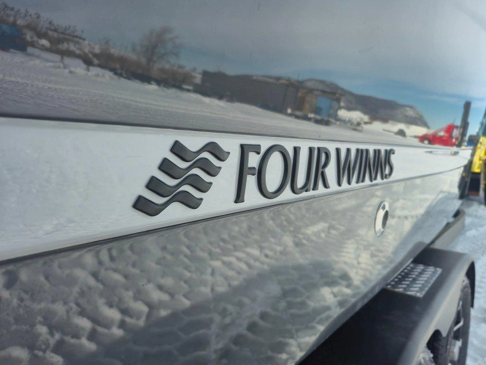 Four Winns Hd3 4.5l/b3 Dts 2026 alt