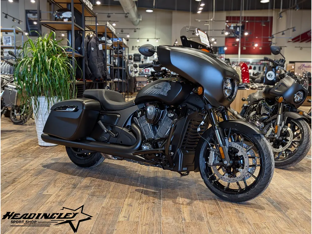 2026 Indian Motorcycle Chieftain PowerPlus Dark Horse // Black Smoke 