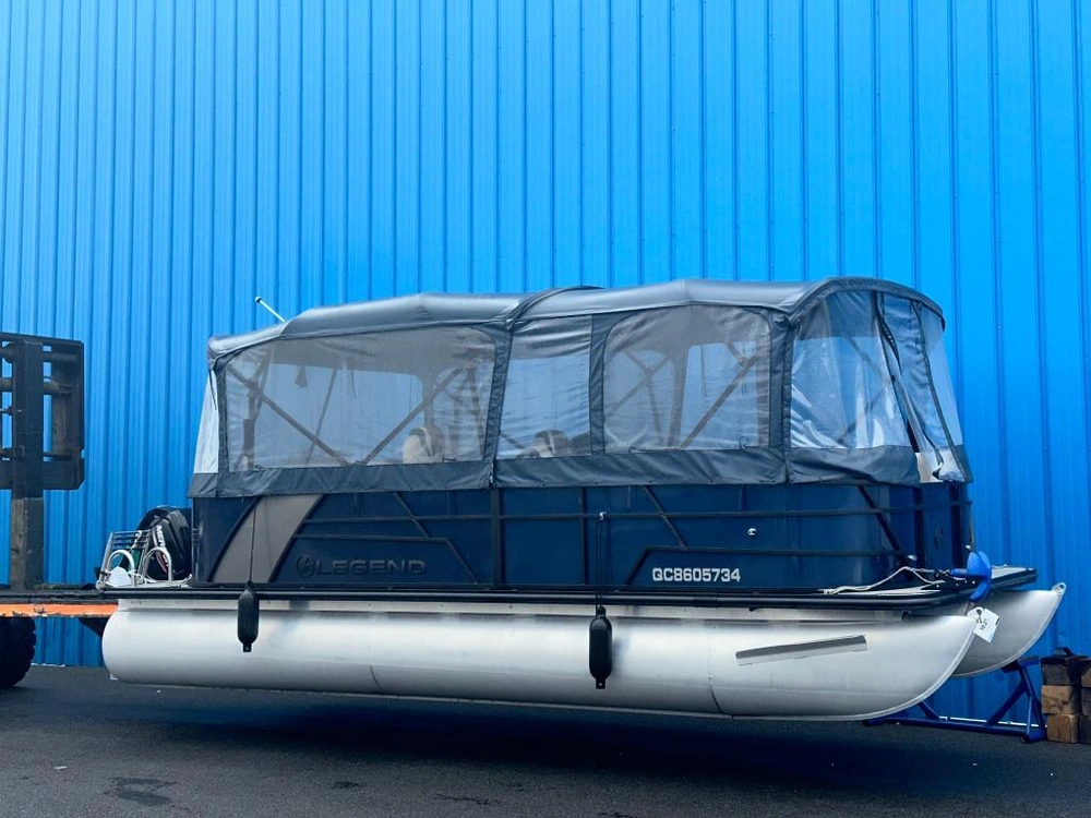 Legend E-series 23 Lounge Sport 2022 alt