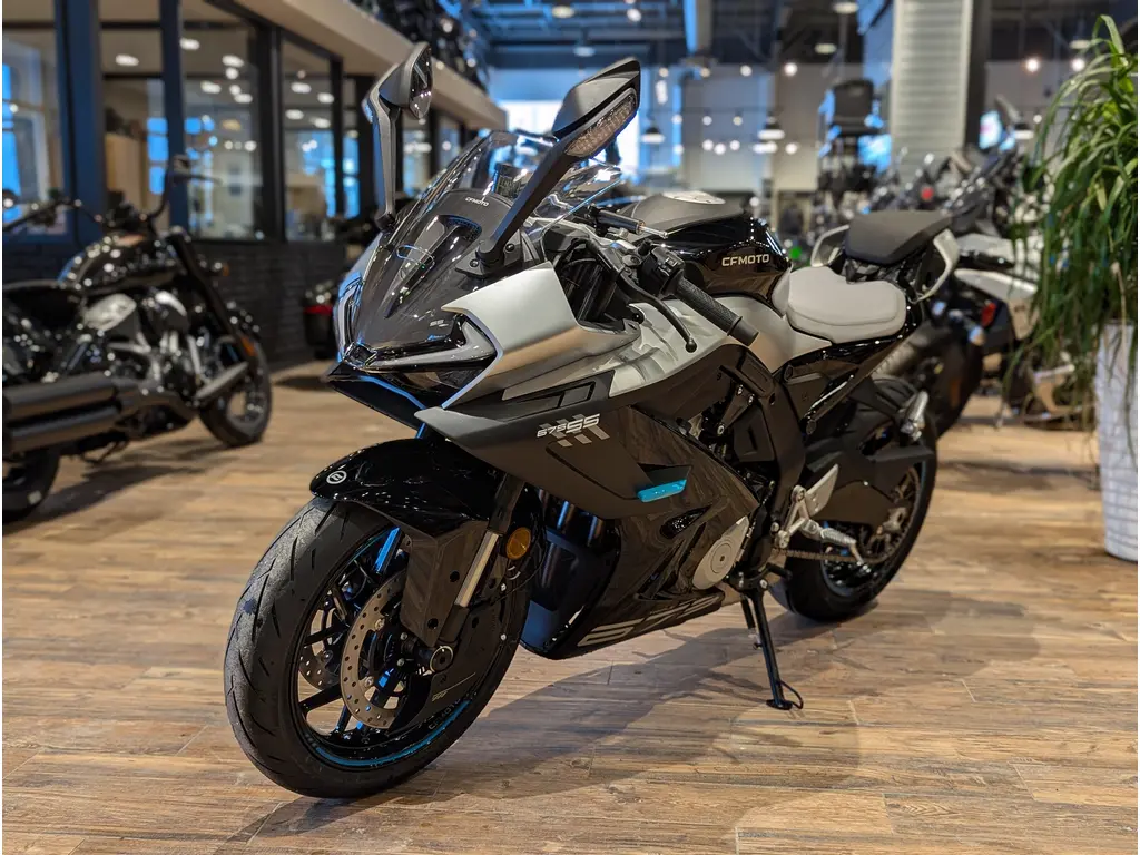 New 2026 CFMOTO 675SS // Nebula Black in Headingley - Headingley
