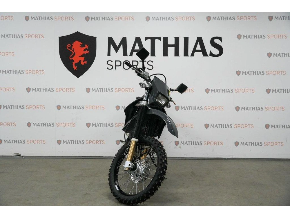 2021 Suzuki Drz400 alt