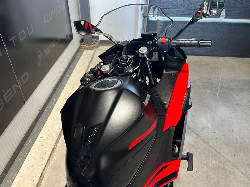 Kawasaki Ninja 500 Se 2025 alt