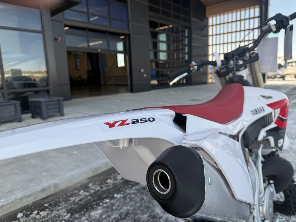 2026 Yamaha Yz250 alt