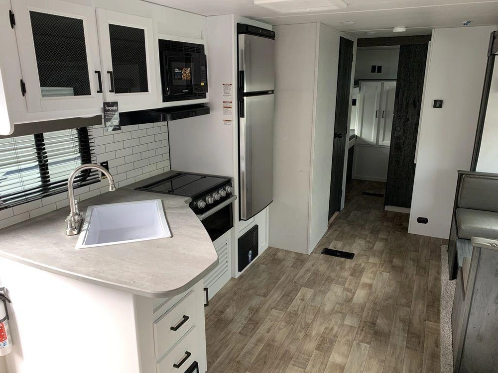 2022 Keystone Rv Hideout 290qb alt