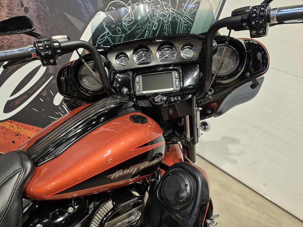 Harley-davidson Cvo Street Glide Flhxse 2017 alt