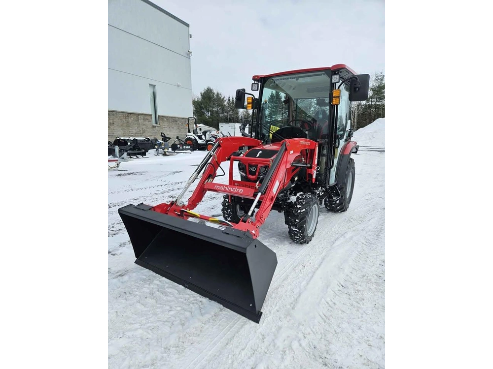 2026 Mahindra 2126 Hst Cab alt