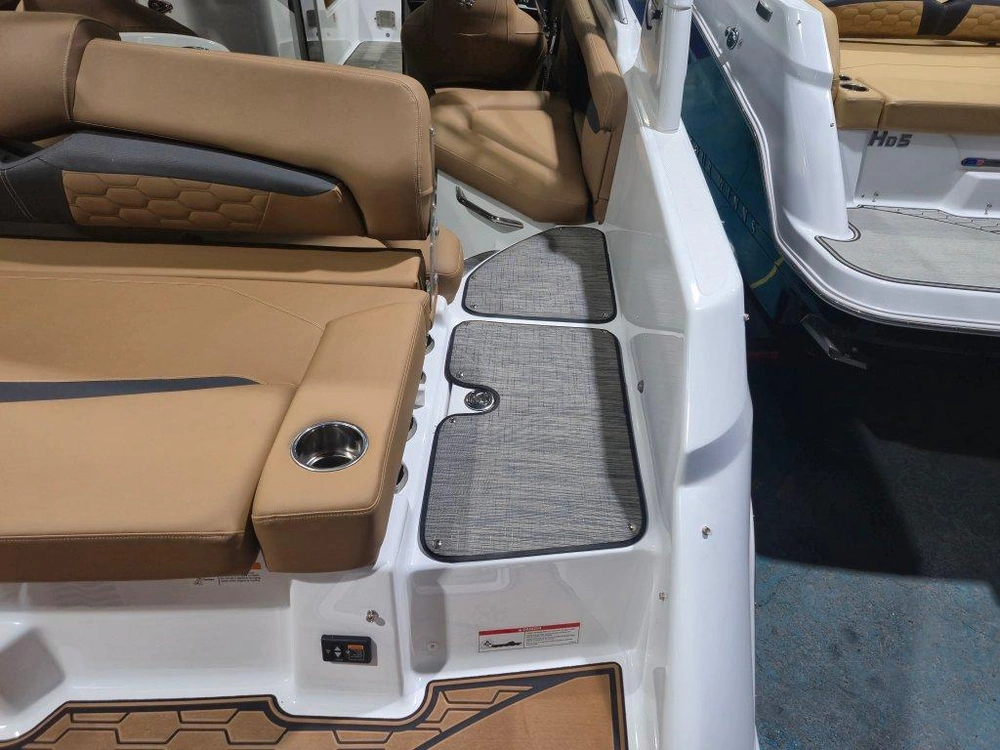 Four Winns Hd3 4.5l/b3 Dts 2026 alt