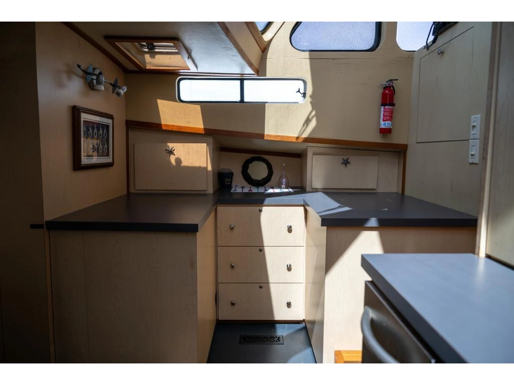 2002 Bruce Roberts Trawler 45 alt