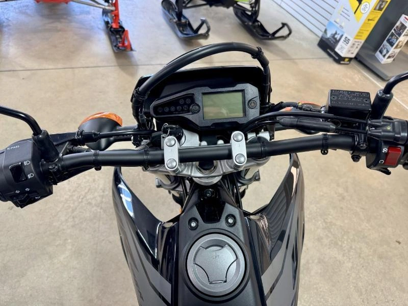 Yamaha Wr125r 2026 alt