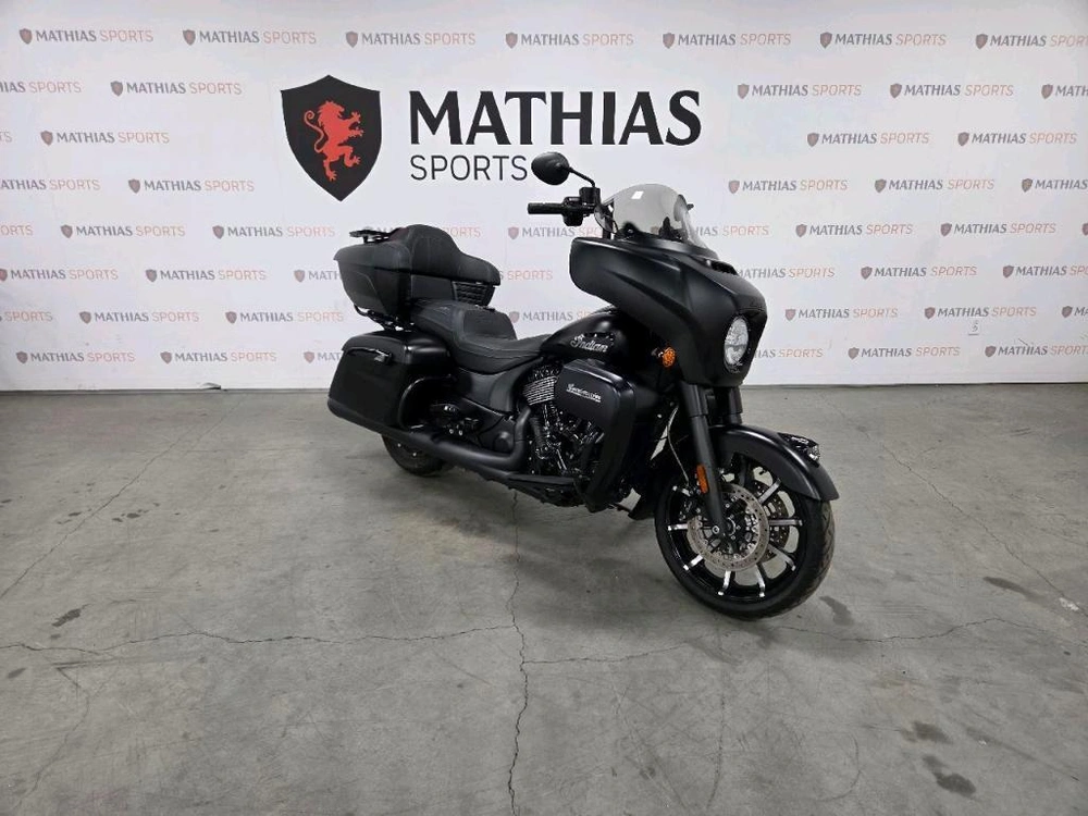 Indian Motorcycle Roadmaster Dark Horse 2021 alt