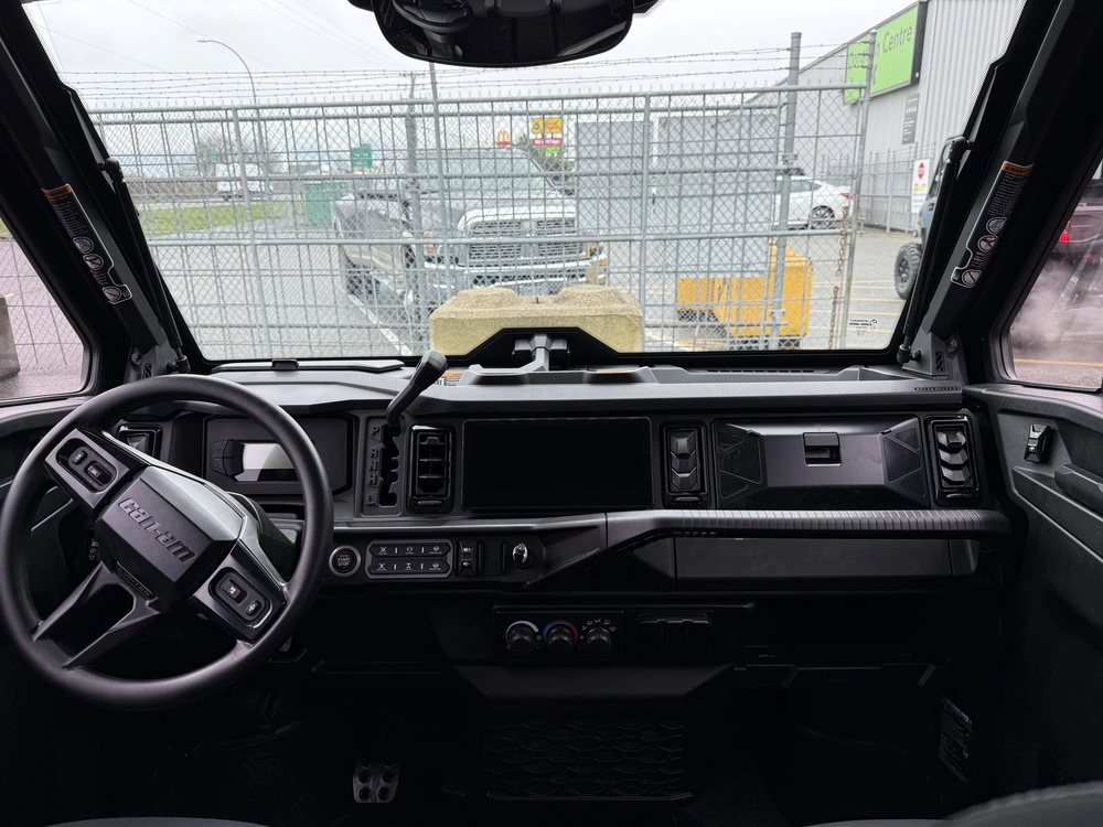 2026 Can-am Defender Max Limited Cab Hd11 alt