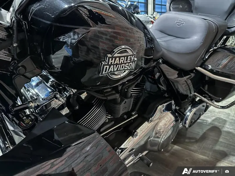2026 Harley-Davidson Street Glide Limited thumbnail 15