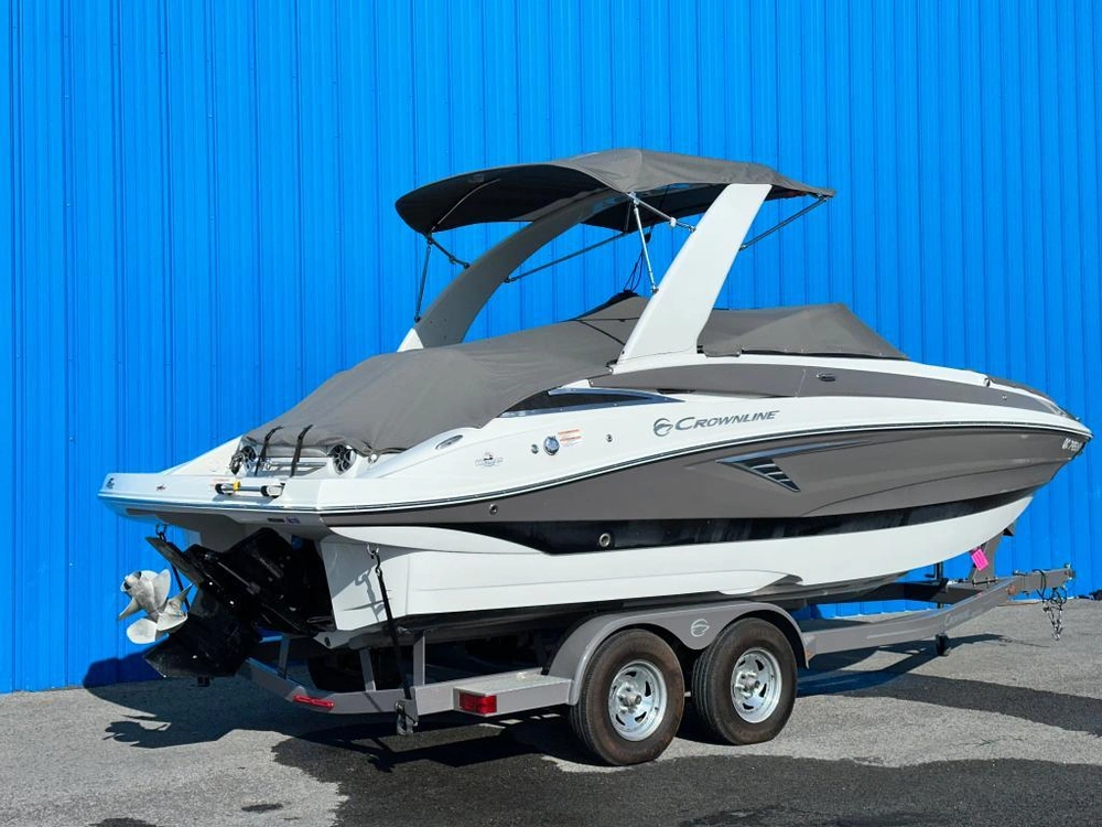 Crownline E 235 2022 alt