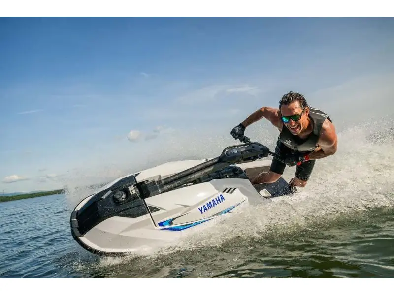 2026 Yamaha SuperJet thumbnail 5