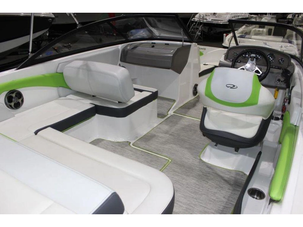 2015 Regal 1900 Esx alt