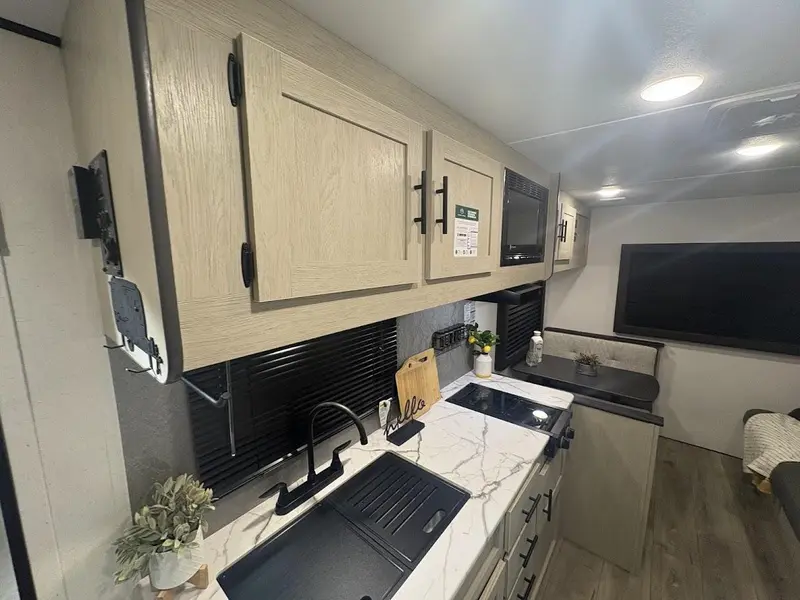 Coachmen Shasta I-5 Edition 521CK 2026