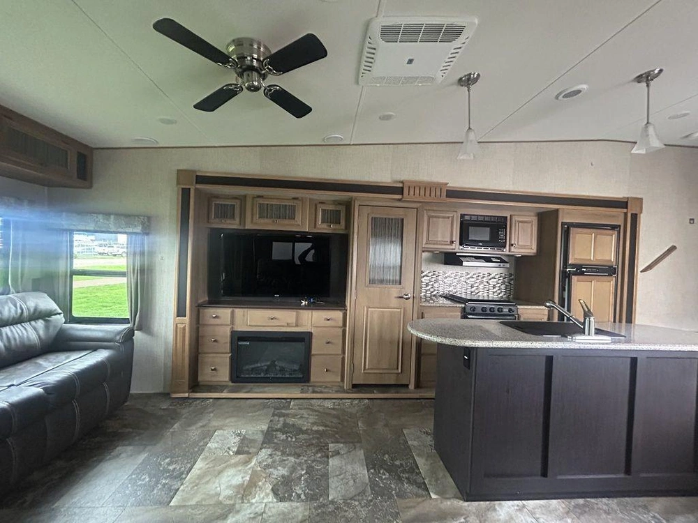 2016 Crossroads Rv Cruiser Cf333rl alt
