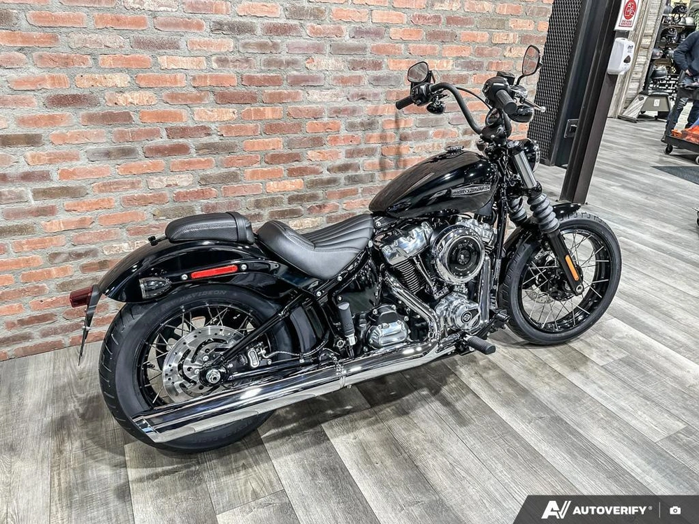 2026 Harley-davidson Street Bob alt