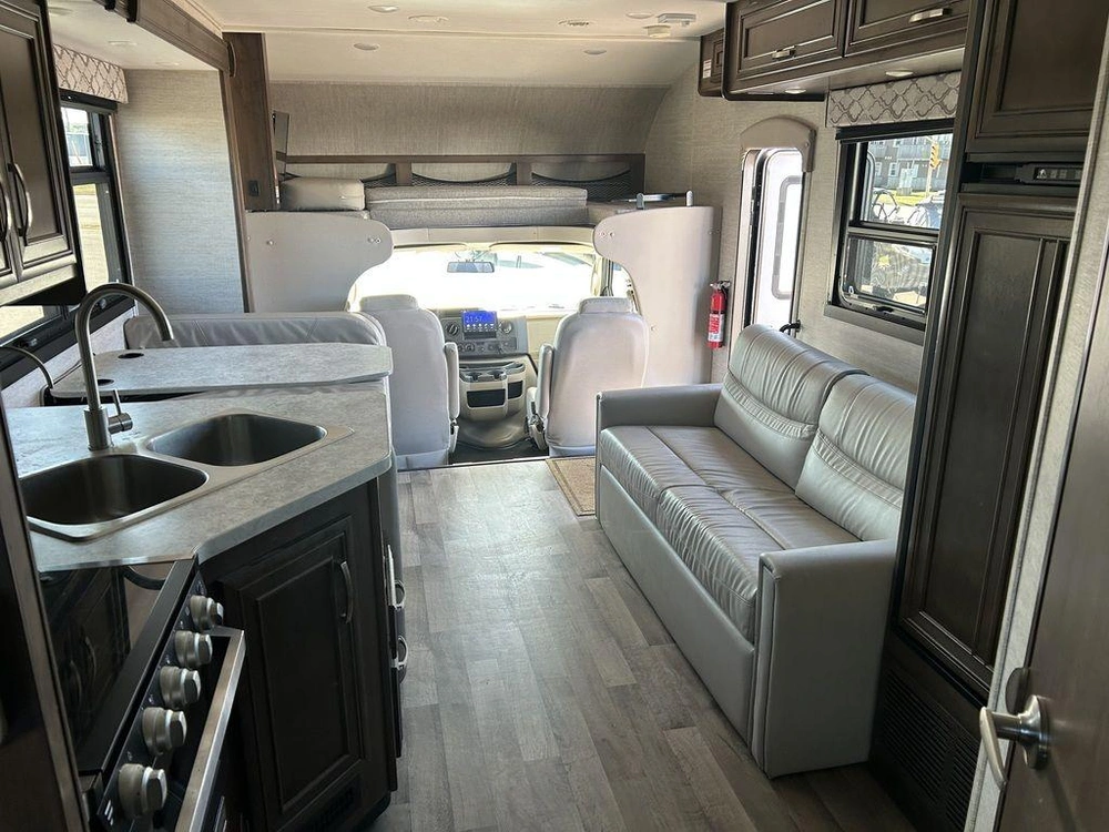 2021 Jayco Redhawk 31f alt