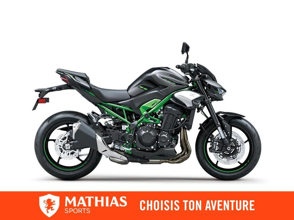 Kawasaki Z900 2025 alt