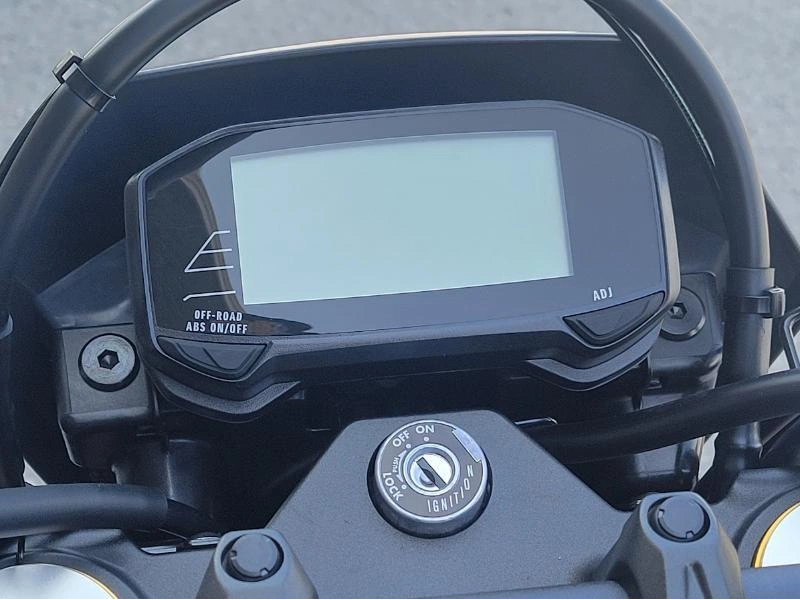 2025 Suzuki Dr-z4s alt