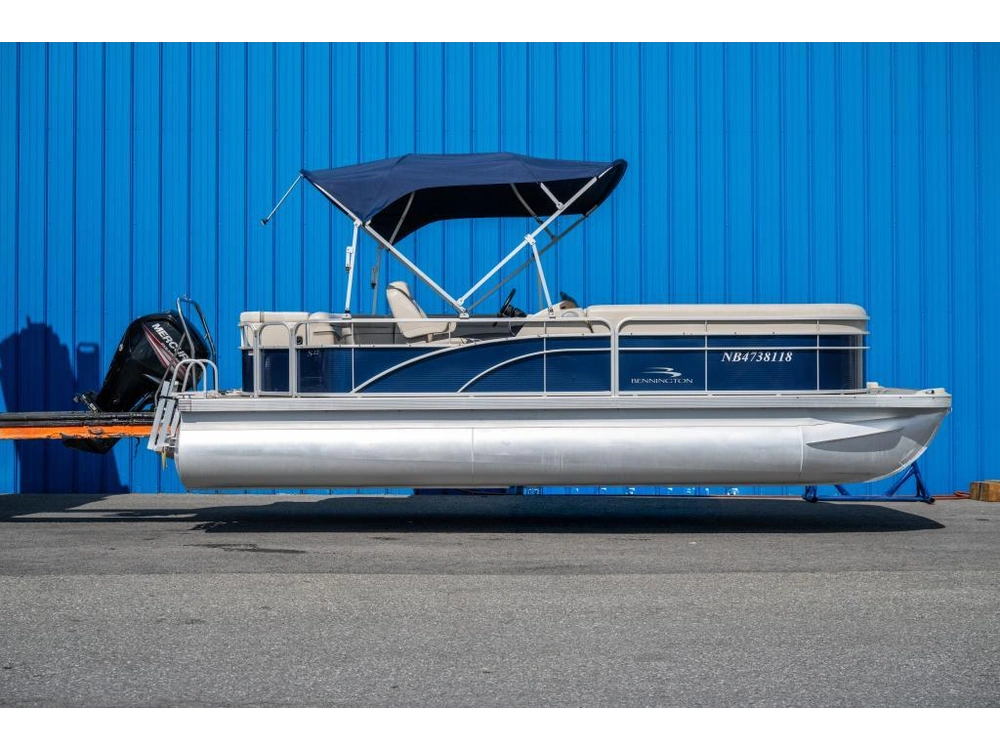 Bennington Marine 22 Slx 2015 alt