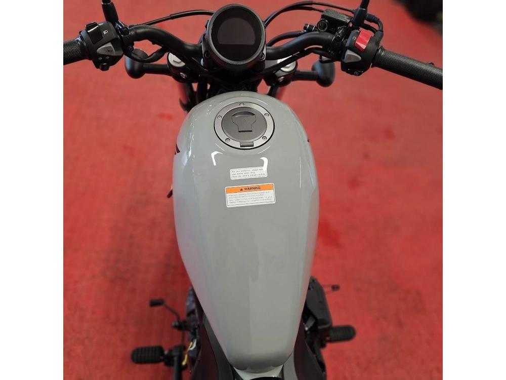 2026 Honda Rebel 300 E-clutch alt