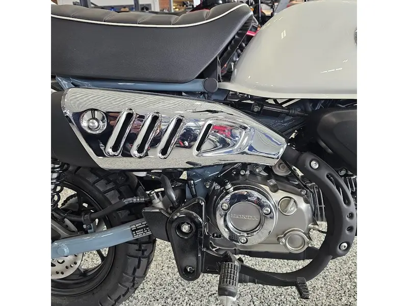 2025 Honda MONKEY thumbnail 15