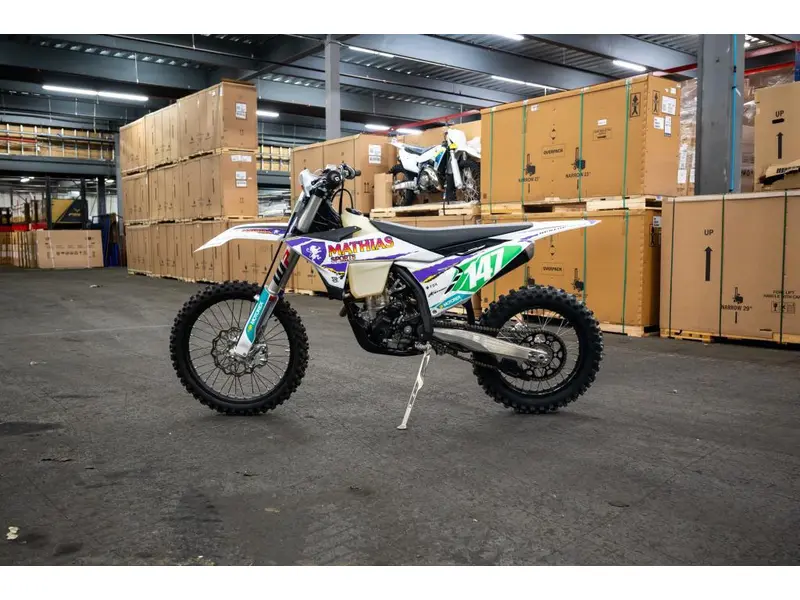2025 KTM 250 XC-F DEMO thumbnail 3