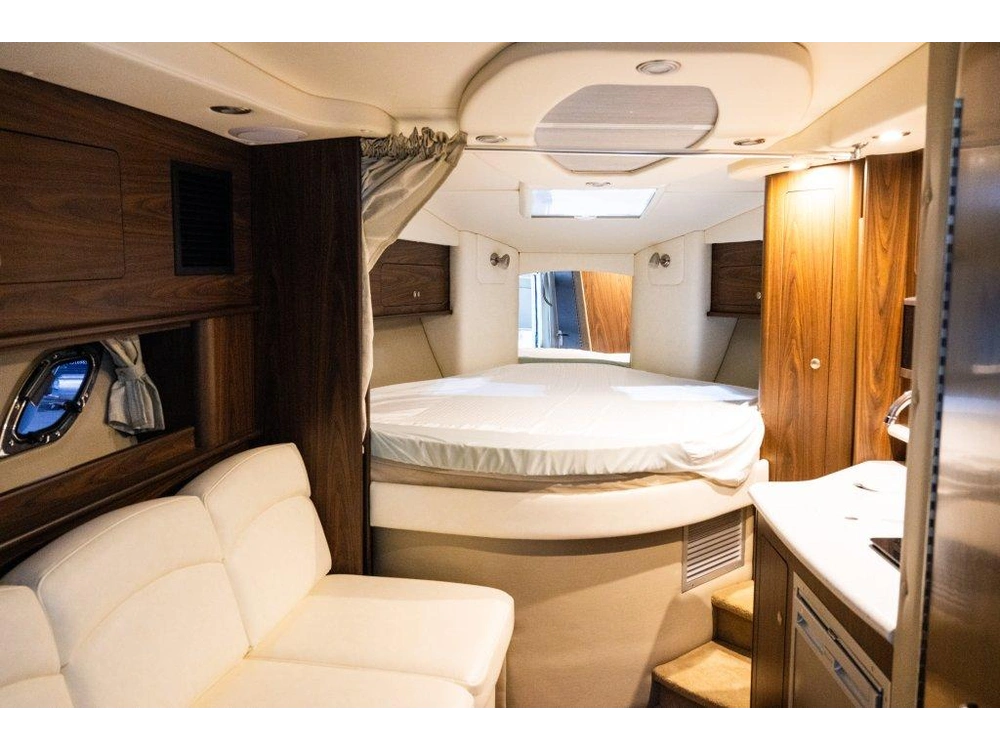 Rinker Boat Co Ex 320 2018 alt