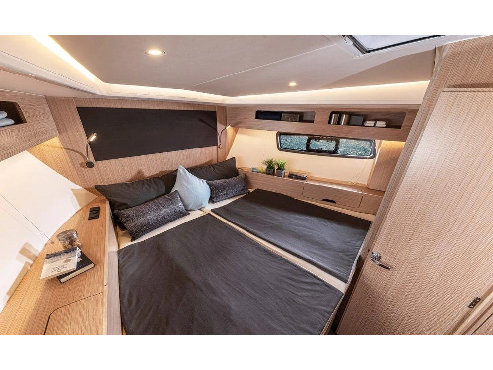 Bavaria Sr41 2026 alt