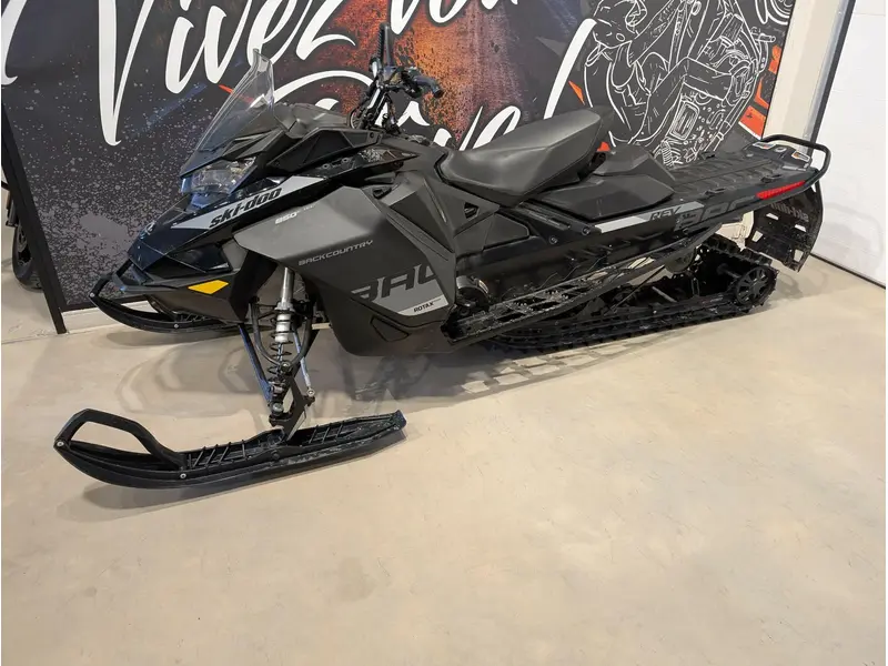 Skidoo backcountry xrs 850 146 2019