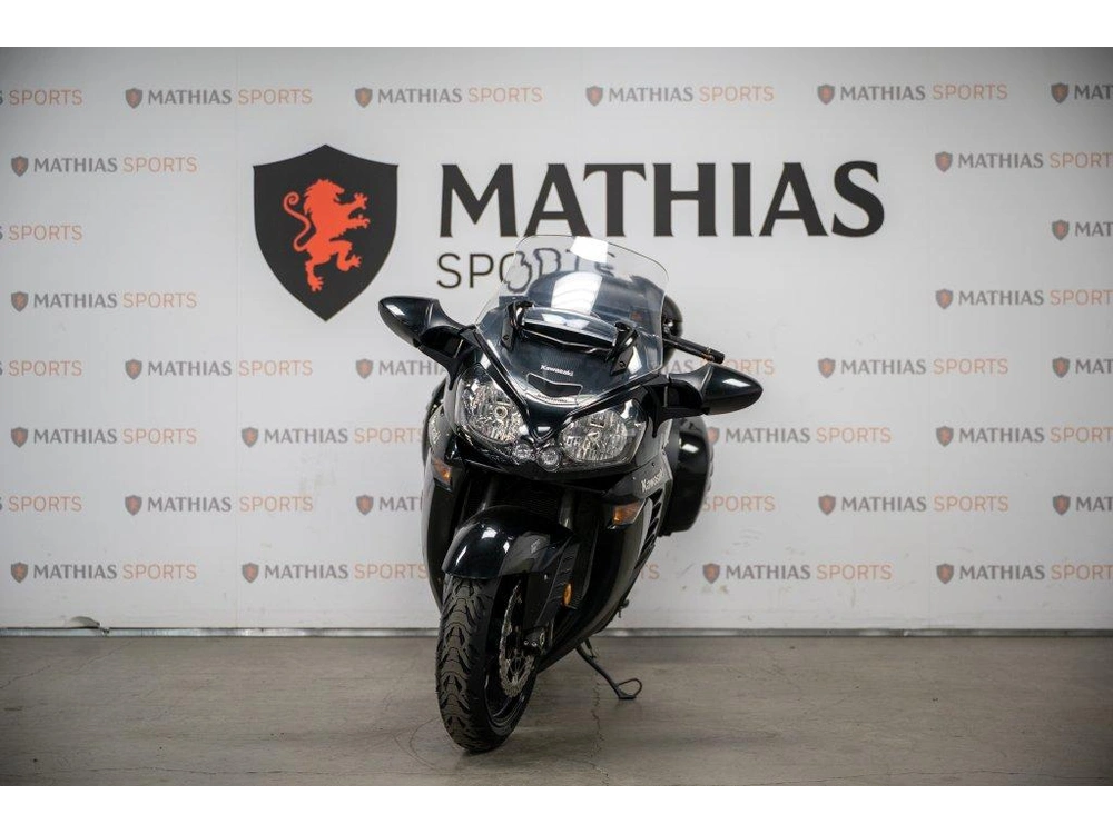 2015 Kawasaki Concours 14 alt