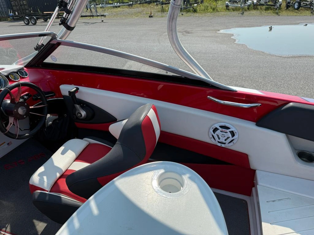 Glastron 205 Gts 2013 alt