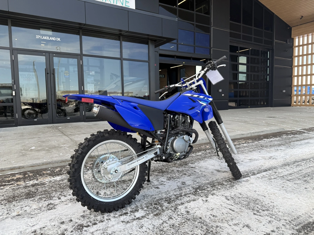 2026 Yamaha Tt-r 230 alt