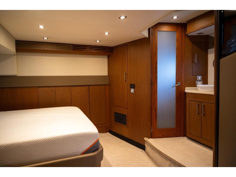 2012 Carver Voyageur 54 *sur Rendez-vous* alt