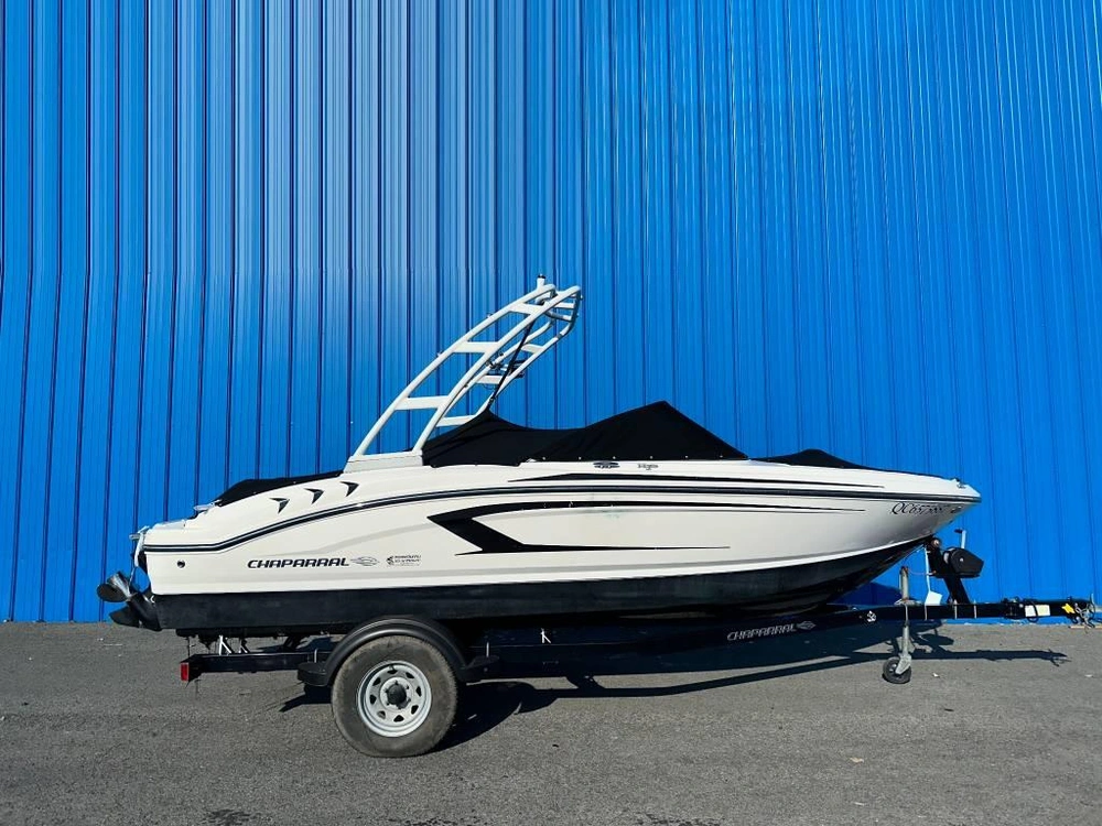 2018 Chaparral H2o 19 alt