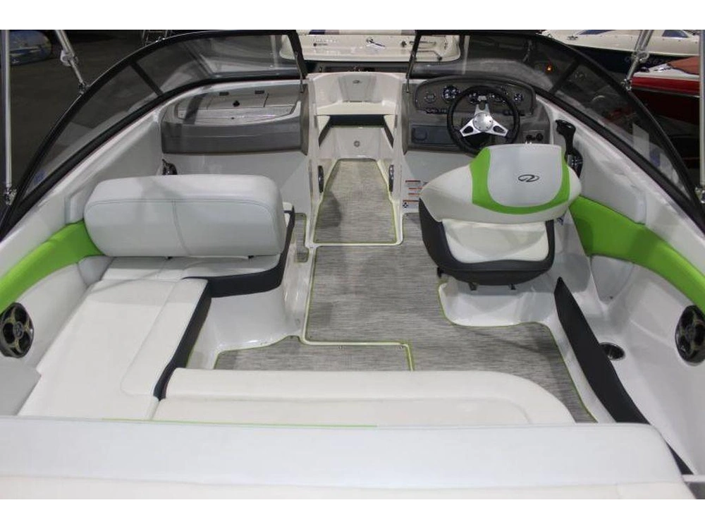 2015 Regal 1900 Esx alt