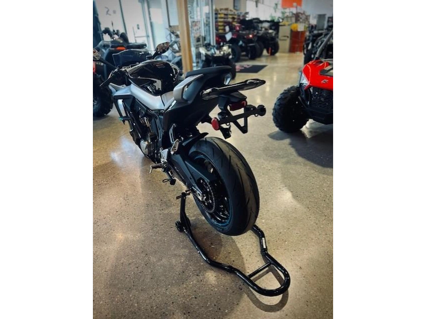 2026 Cfmoto 675ss