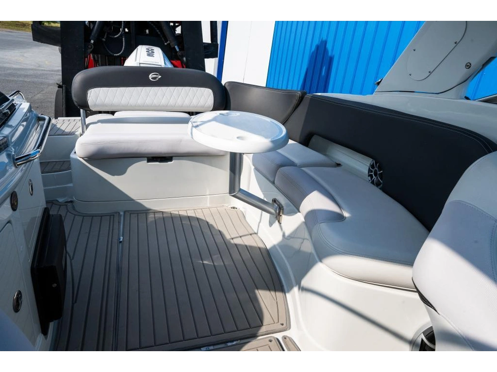 Crownline E285sx - 300xl Verado 2023 alt