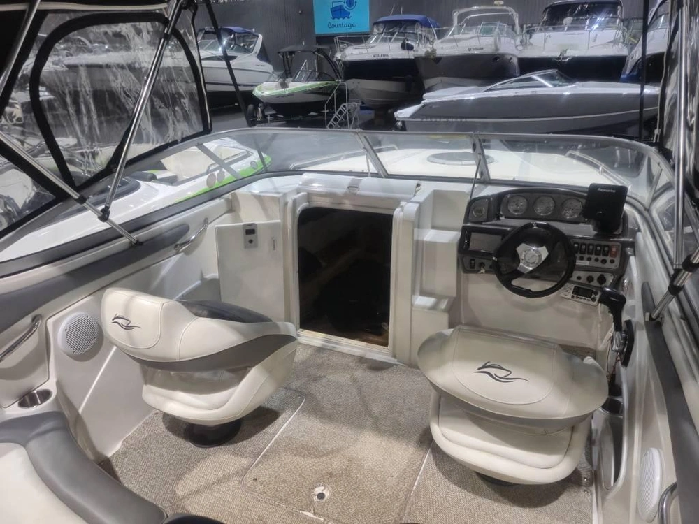 Rinker Boat Co 220 Mtx Cuddy 2011 alt