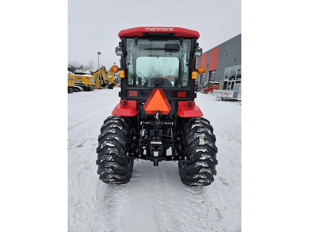 2026 Mahindra 1640 Hst Cab alt