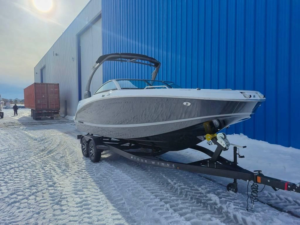 Four Winns Hd3 4.5l/b3 Dts 2026 alt