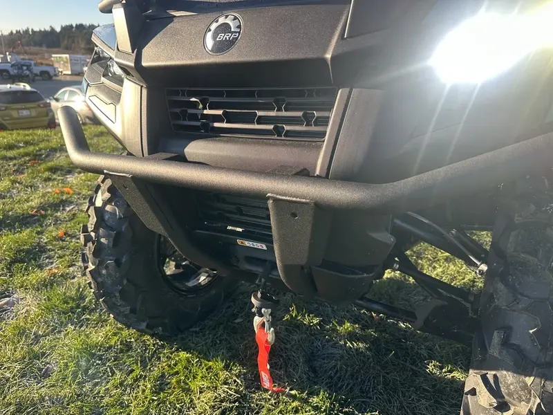 2026 Can-Am Outlander XT 700 thumbnail 10